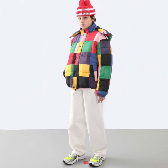 Extraordinary - Picture 6 of 15